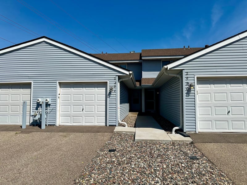 2934 68th Ln N, Brooklyn Center, MN 55430