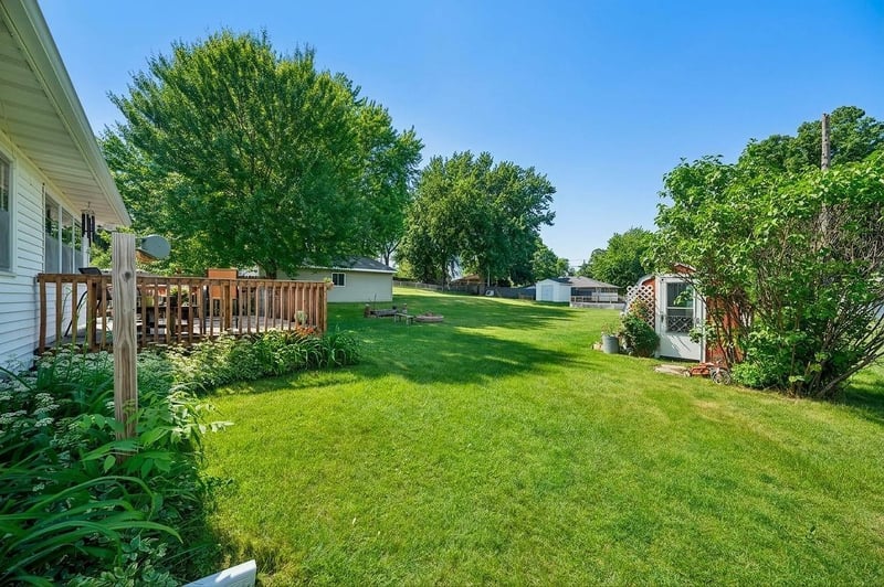 576 South St, Owatonna, MN 55060