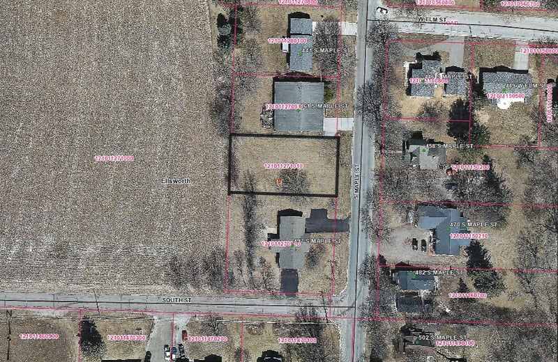 000 S Maple St, Ellsworth, WI 54011