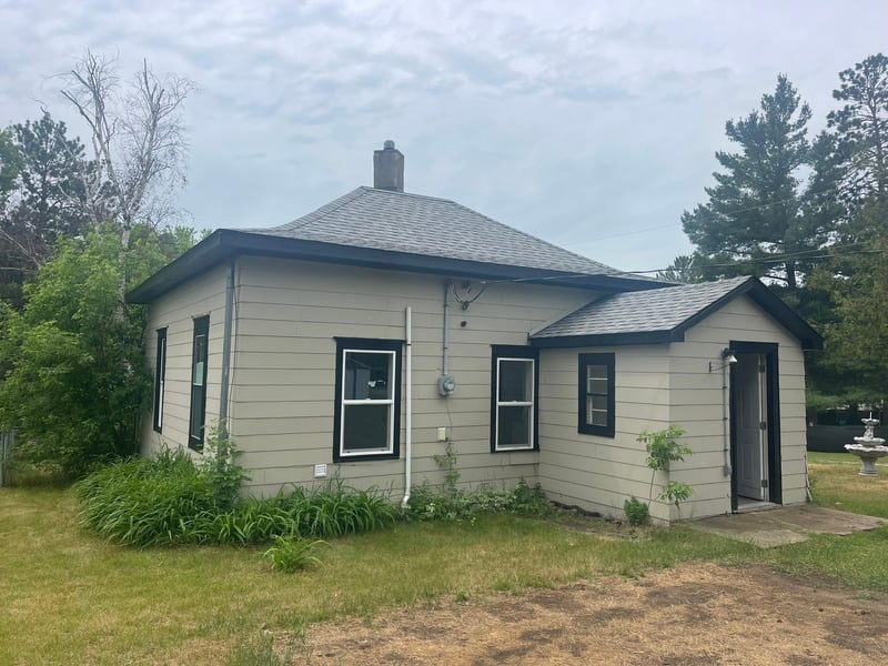 508 Main St W, Nevis, MN 56467