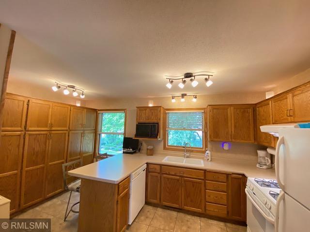 351 15th St N, Sartell, MN 56377