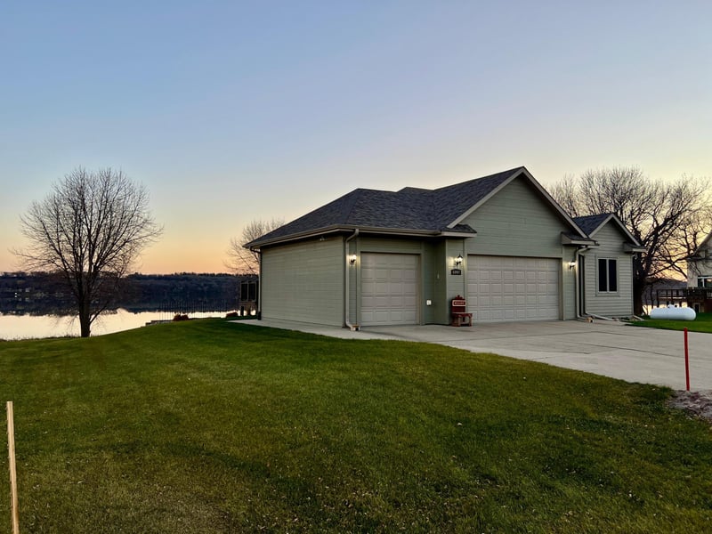 83987 Ridge Creek Dr, Clinton, MN 56278