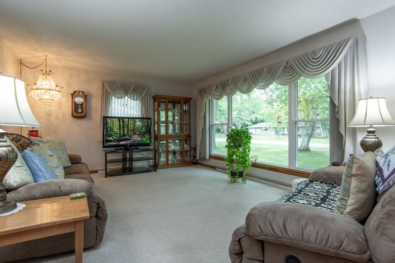 13773 Glenwood Dr, Baxter, MN 56425