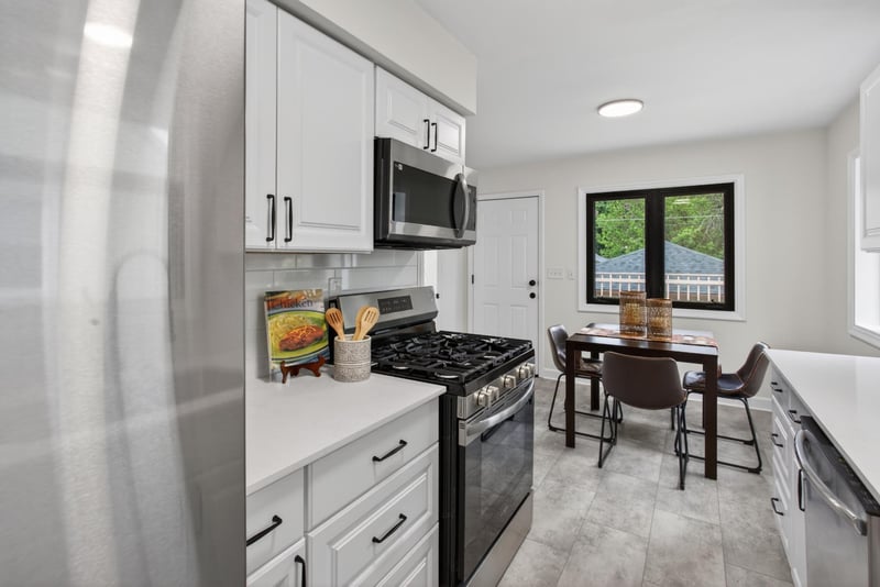 1607 Clarence St, Saint Paul, MN 55106