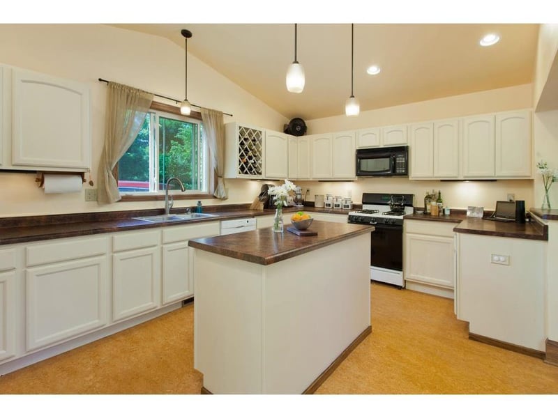 115 W 29th St, Minneapolis, MN 55408
