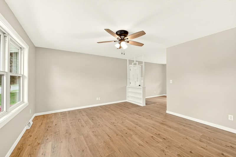 310 4th St Ne, Byron, MN 55920