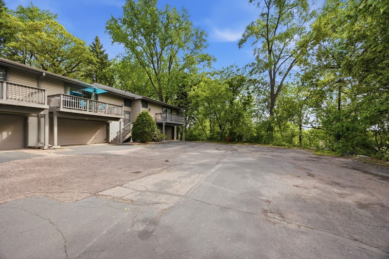 103 30th Ave NW, New Brighton, MN 55112