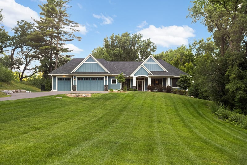 141 Mendota Rd W, West Saint Paul, MN 55118