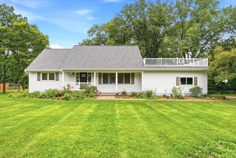 N8855 1031st St, River Falls, WI 54022