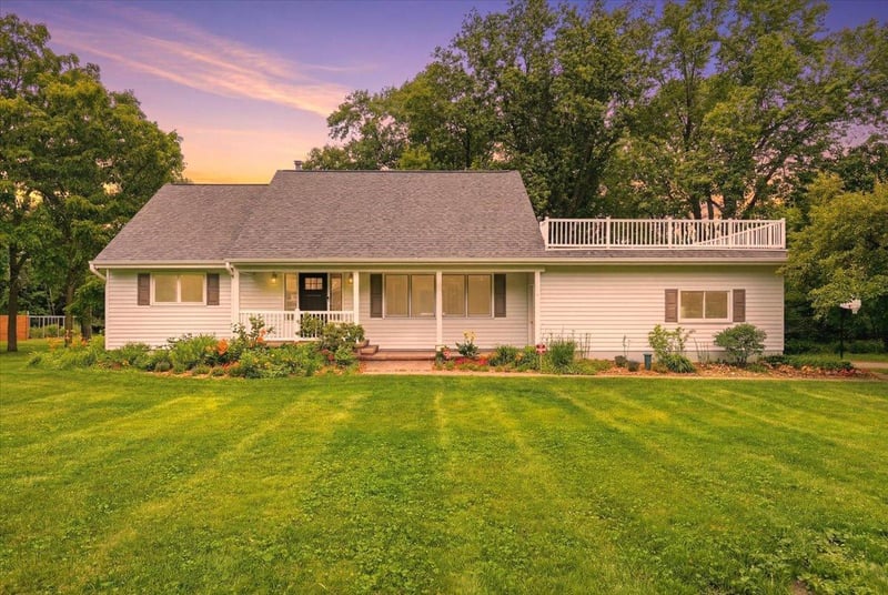 N8855 1031st St, River Falls, WI 54022