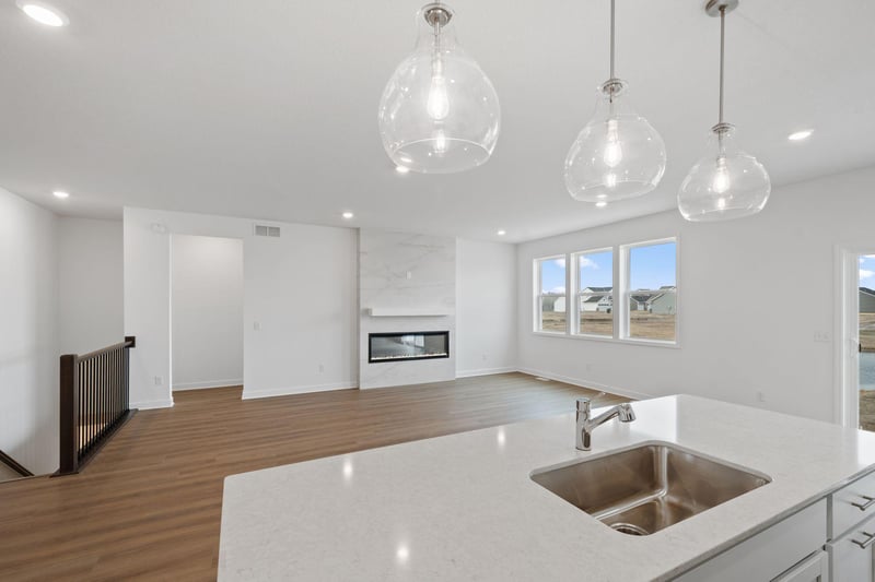 18550 Fillmore Cir NW, Elk River, MN 55330