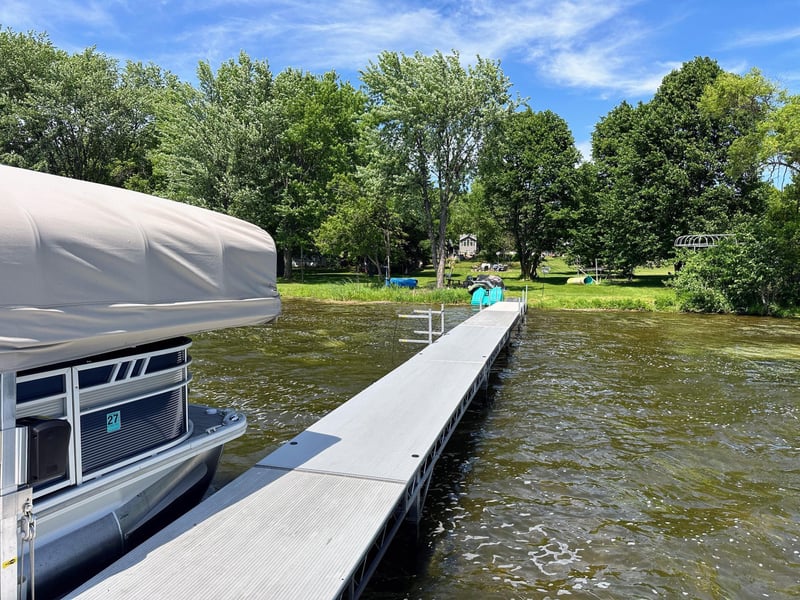 31514 Landing Dr, Dent, MN 56528
