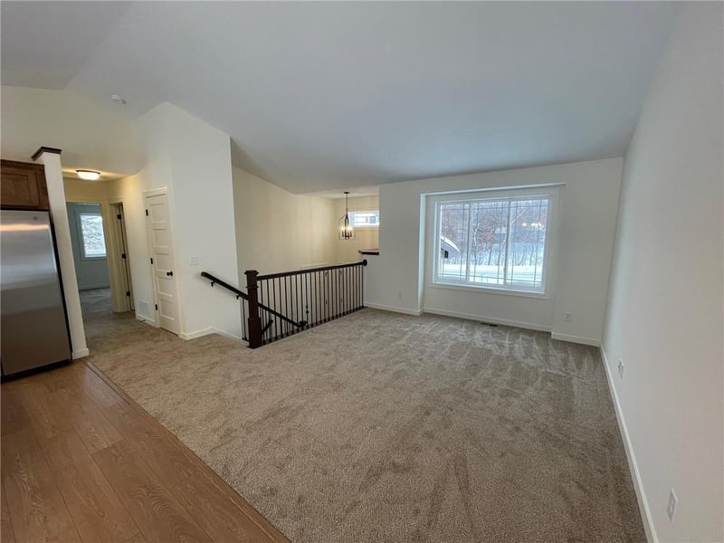 2512 341st Ave NW, Cambridge, MN 55008