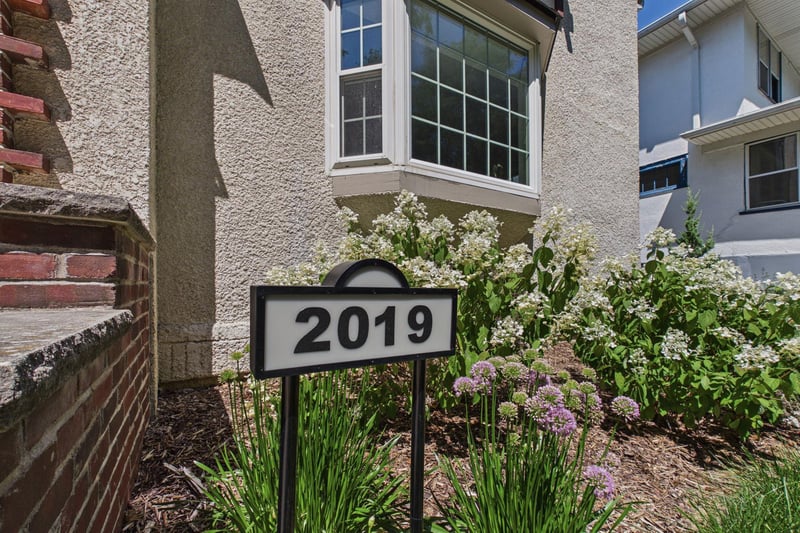 2019 Palace Ave, Saint Paul, MN 55105