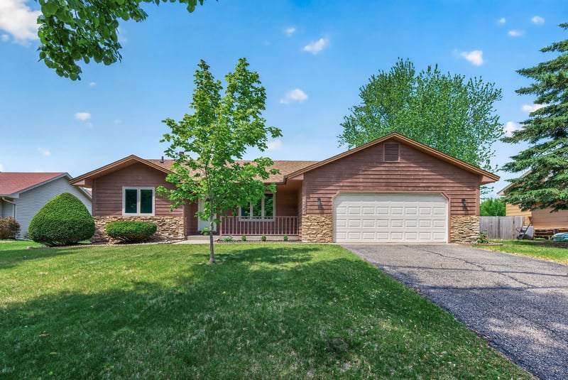 3951 120th Ln NW, Coon Rapids, MN 55433