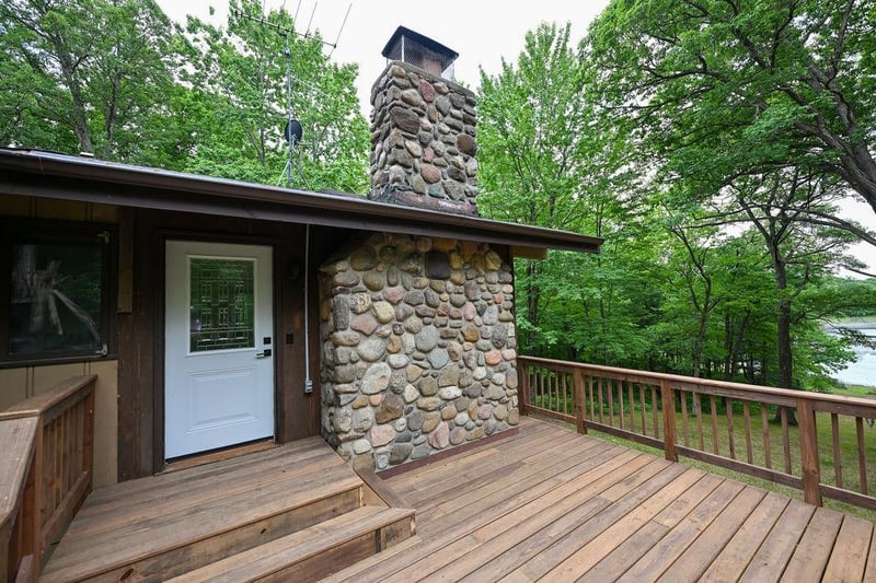 N6280 Goose Lake Rd, Spooner, WI 54801