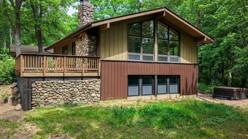 N6280 Goose Lake Rd, Spooner, WI 54801