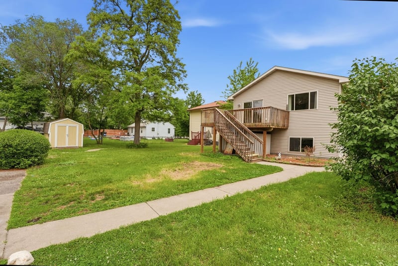 108 3rd St N, Waite Park, MN 56387