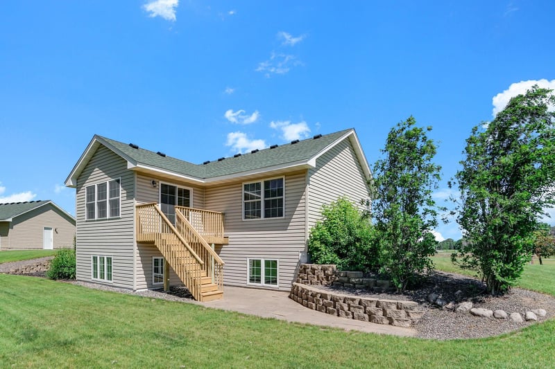 29334 139th Ct NW, Princeton, MN 55371