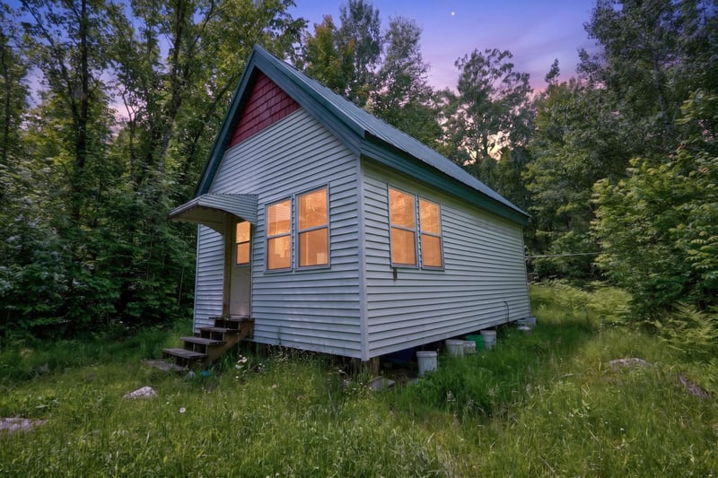 10749 Lambert Rd, Orr, MN 55771