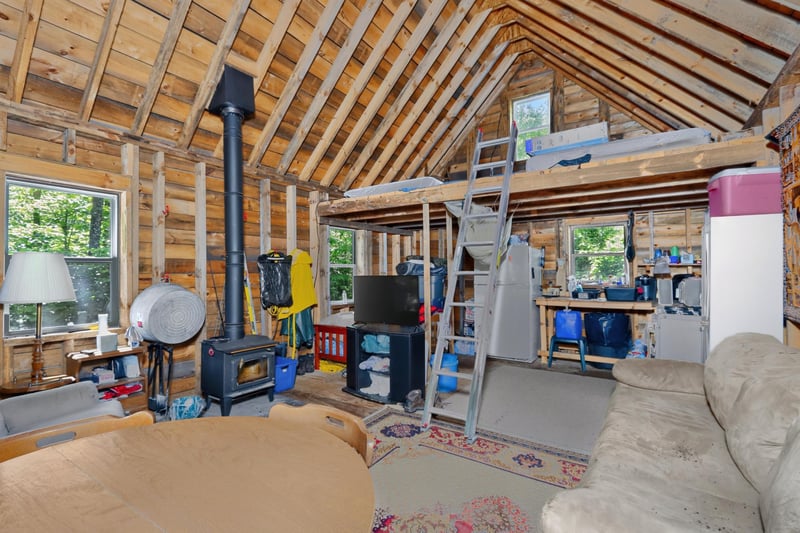 10749 Lambert Rd, Orr, MN 55771