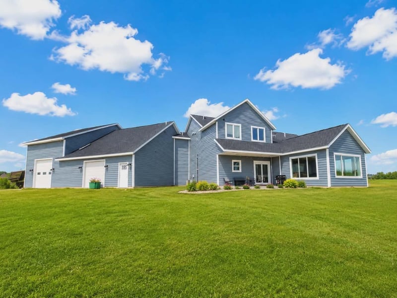 1955 Brownell St, Saint Charles, MN 55972