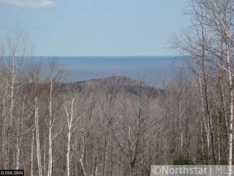 5030 Mount Rockwood Rd, Silver Bay, MN 55614