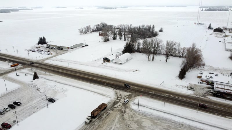 601 3rd St NW, Roseau, MN 56751