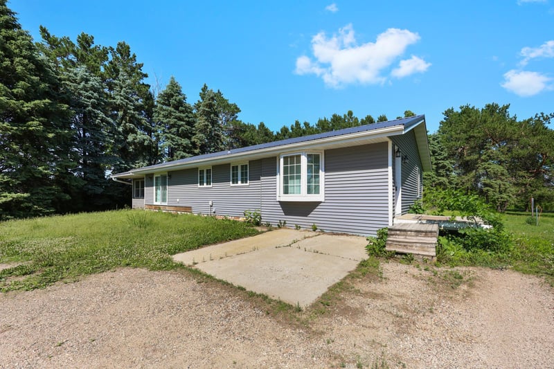 33232 580th Ave, Grove City, MN 56243