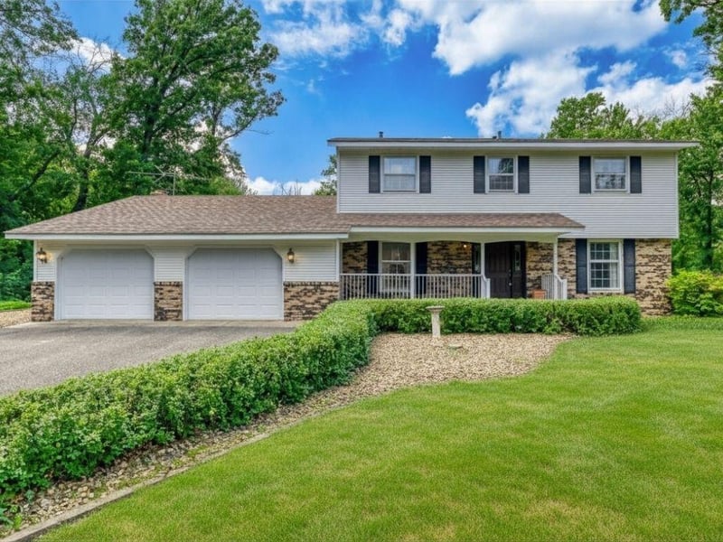 26210 Freeport Ave, Wyoming, MN 55092