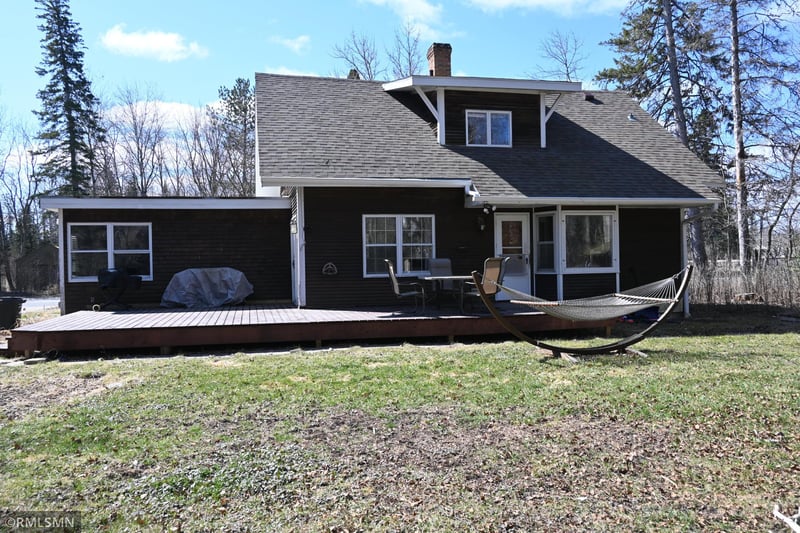 219 W Vermilion Dr, Cook, MN 55723