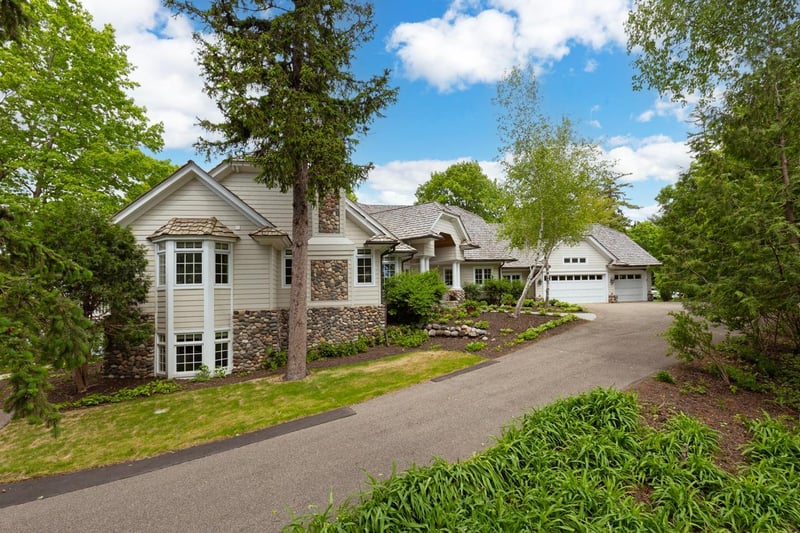 6060 Ridge Rd, Excelsior, MN 55331