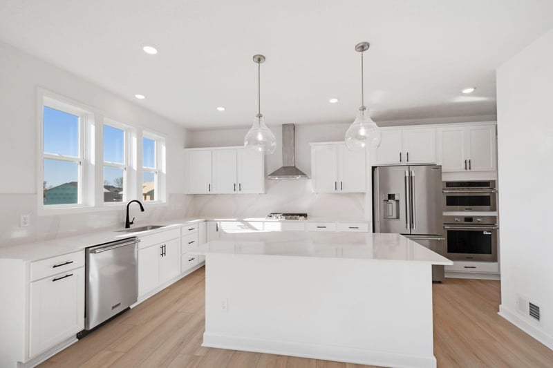 2482 Rock Elm Rd, Shakopee, MN 55379