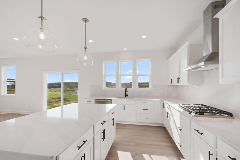2482 Rock Elm Rd, Shakopee, MN 55379