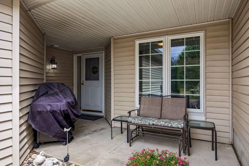 6517 Brook Ln, Savage, MN 55378
