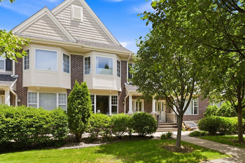 1530 Zarthan Ave S #307, Saint Louis Park, MN 55416