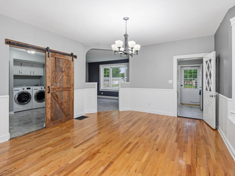 506 3rd St SW, Montgomery, MN 56069