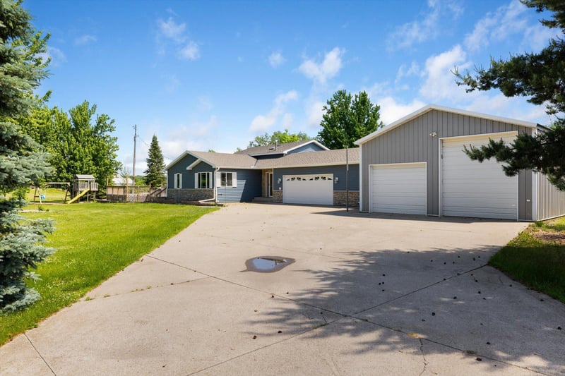 9260 Highway 95 NE, Foley, MN 56329