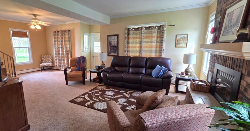 915 Riverside Dr, International Falls, MN 56649