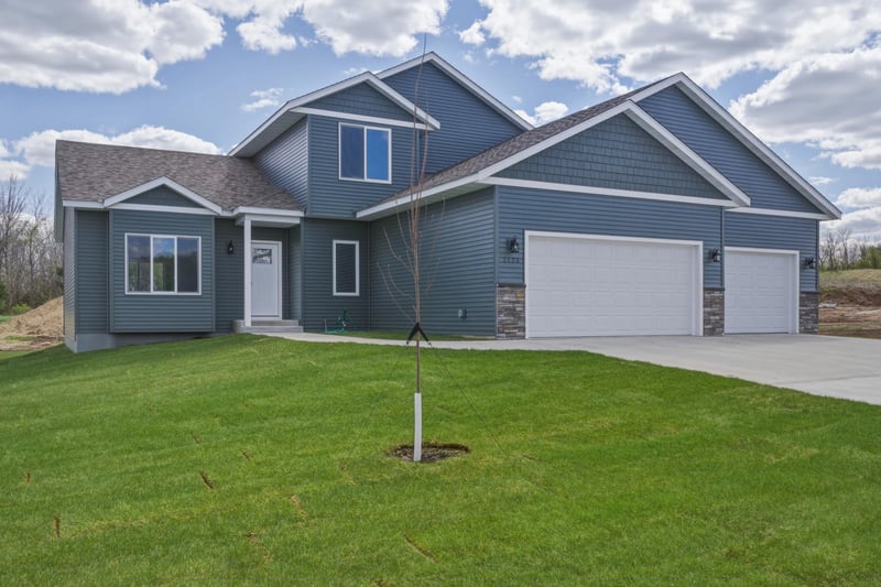 2125 13th St NW, Faribault, MN 55021