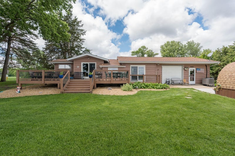 49295 Sportsmans Ln, Waterville, MN 56096