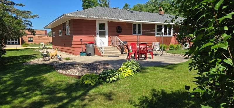 511 S Mccornell Ave, Parkers Prairie, MN 56361
