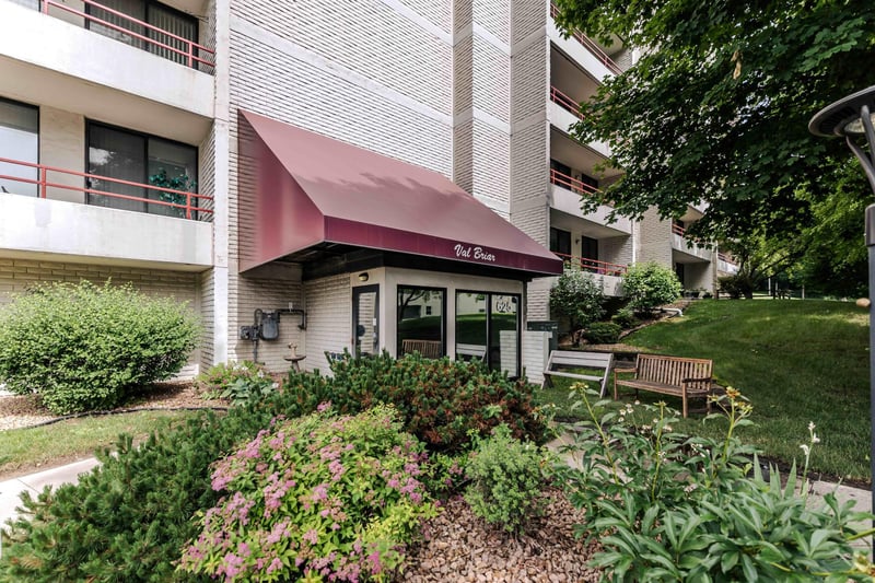 625 19th St NW #300, Rochester, MN 55901