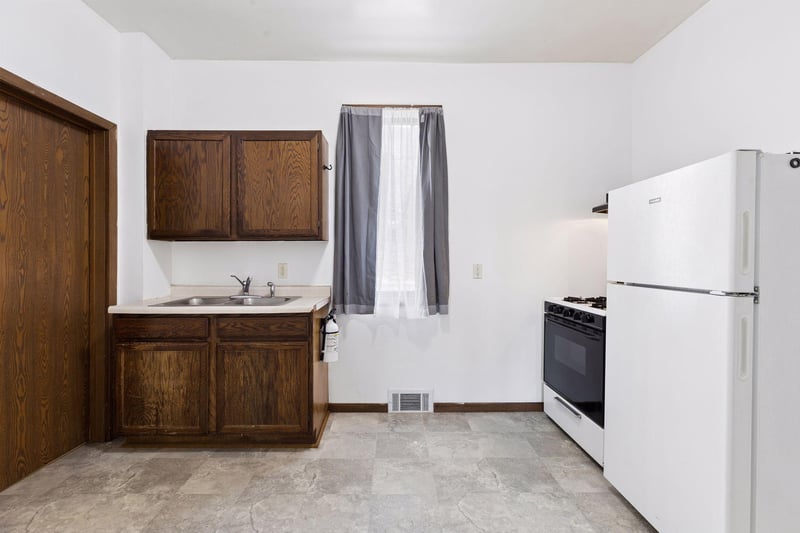 534 Annapolis St, South Saint Paul, MN 55075