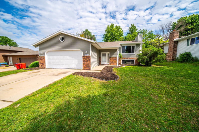 2423 59th St Nw, Rochester, MN 55901