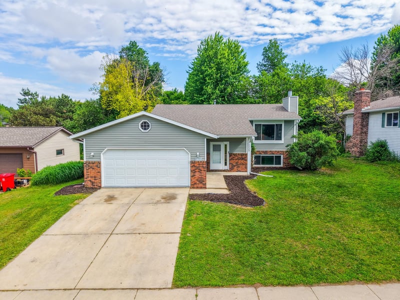 2423 59th St Nw, Rochester, MN 55901