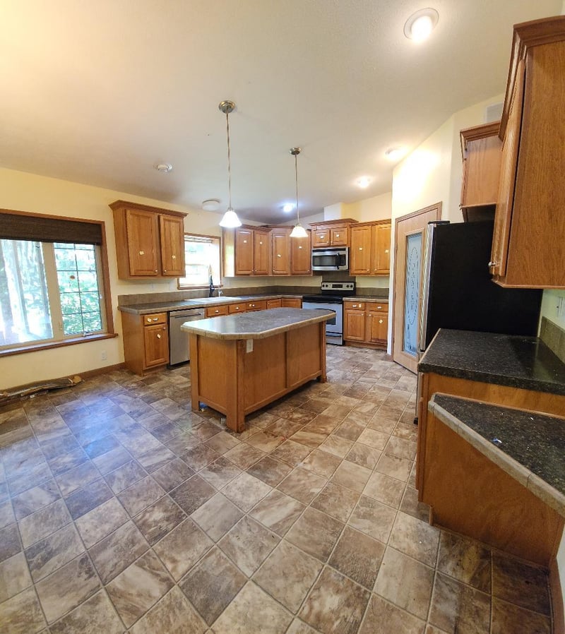 61256 440th St, Fairfax, MN 55332