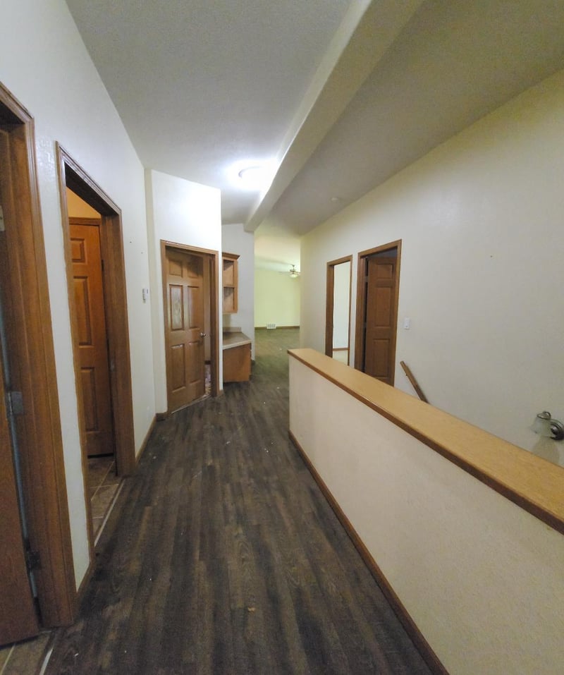 61256 440th St, Fairfax, MN 55332