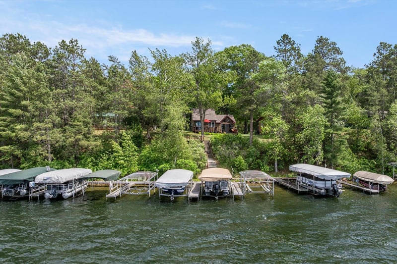 35339 Lake Bertha Cir, Pequot Lakes, MN 56472