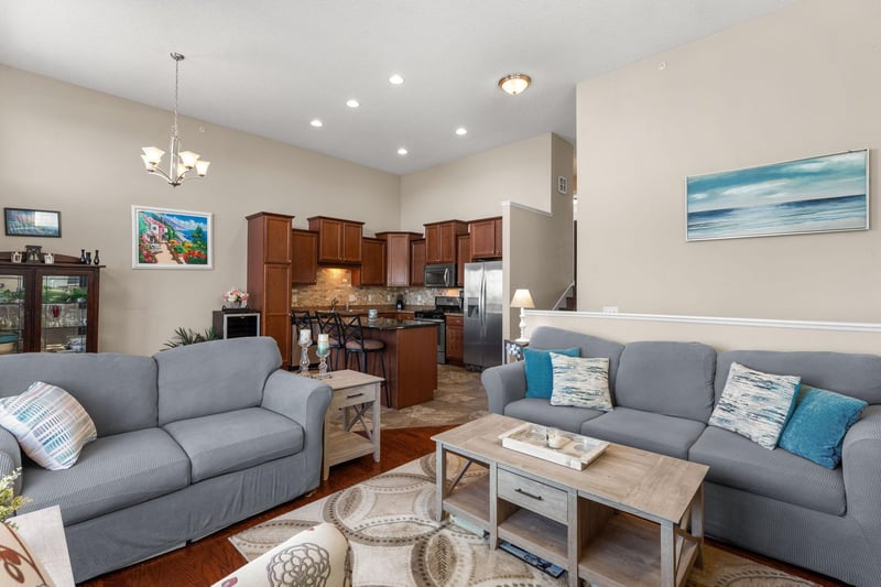 2606 Waterfall Way NW, Prior Lake, MN 55372